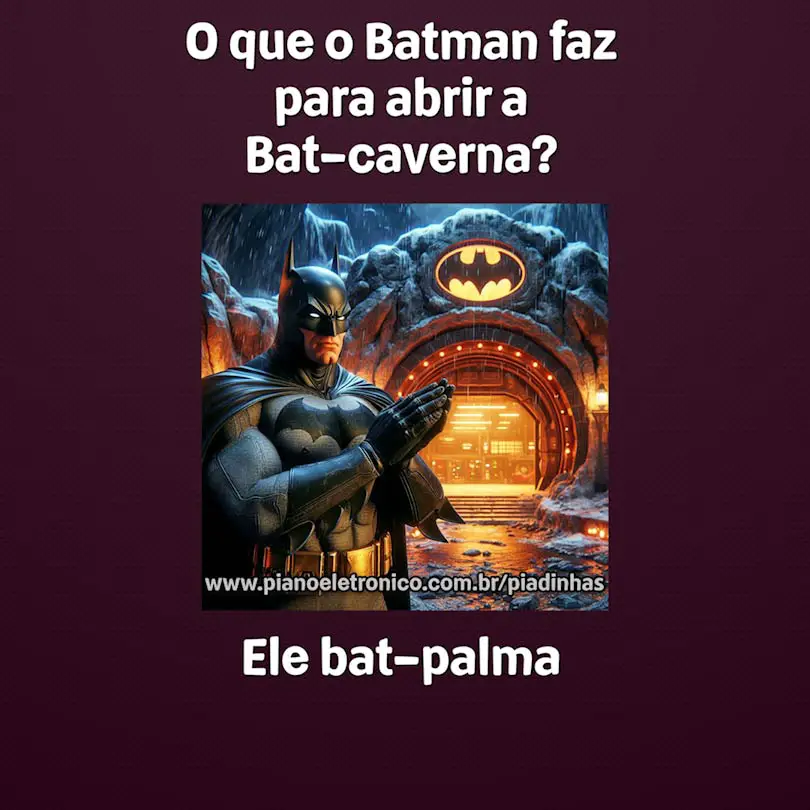 O que o Batman faz para abrir a Bat-caverna?

Ele bat-palma